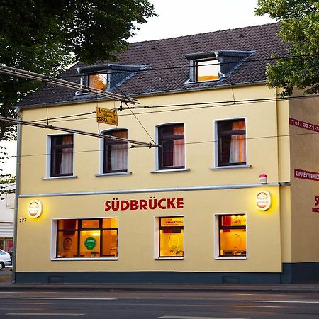 Suedbruecke Koeln Hotel Bagian luar foto