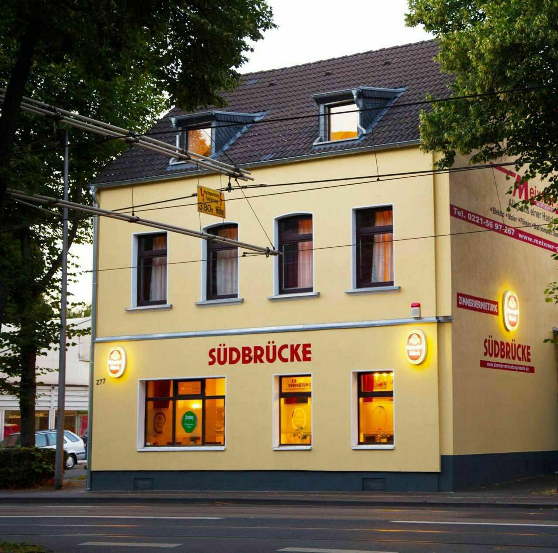 Suedbruecke Koeln Hotel Bagian luar foto